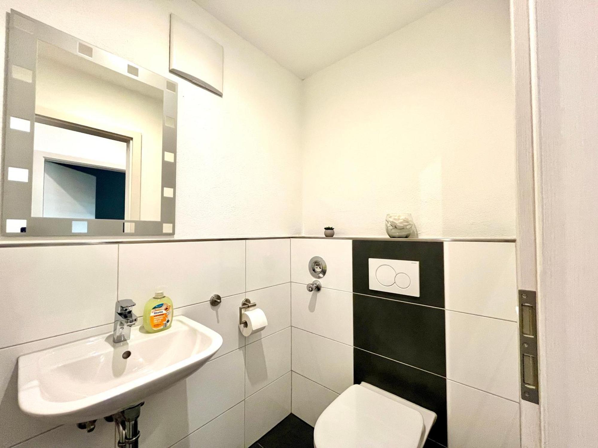 Ferienwohnung Moseltraum, 1-6 Pers, Mit 3 Schlafzimmer Und Panoramabalkon Мюден Экстерьер фото