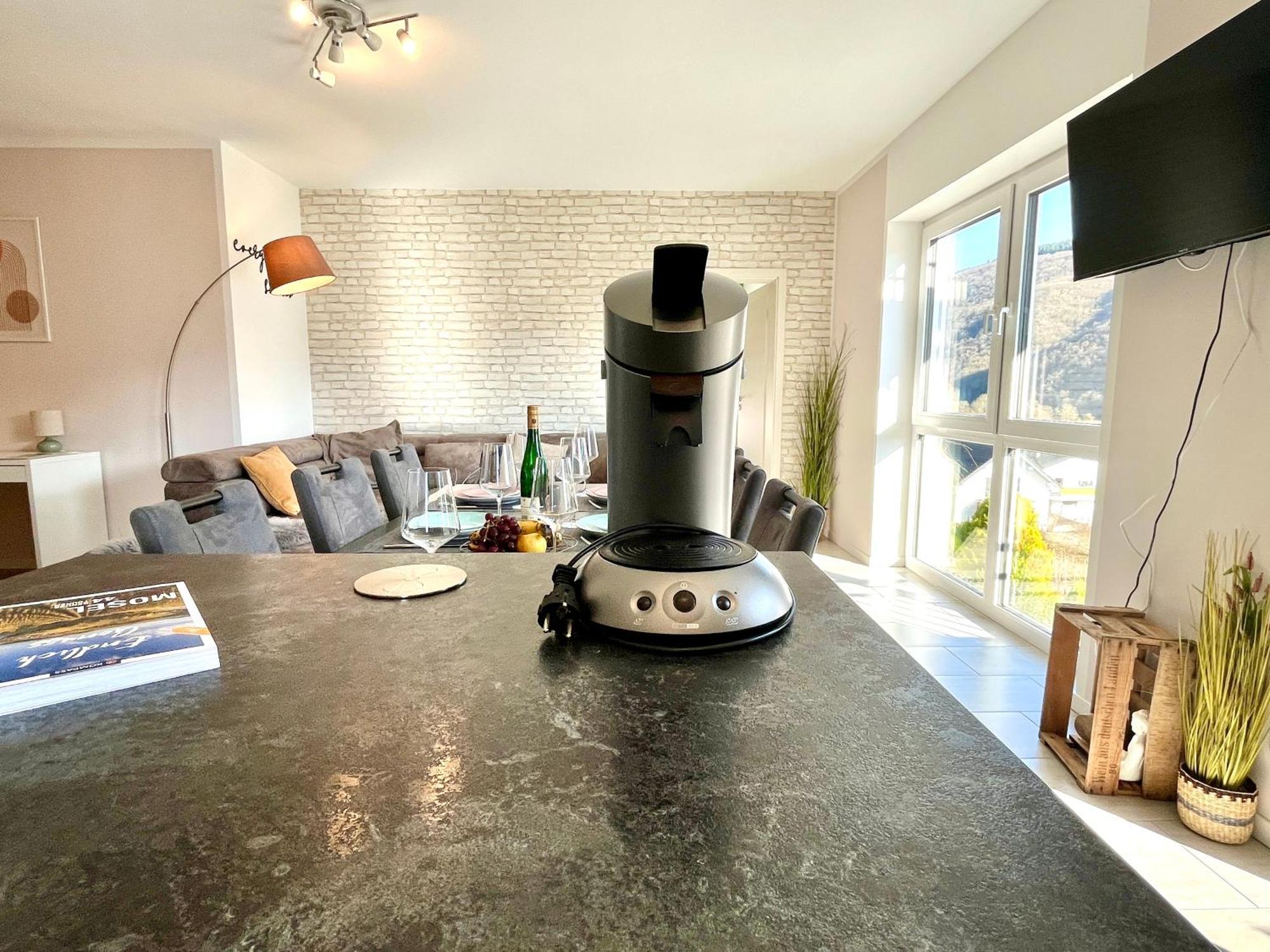 Ferienwohnung Moseltraum, 1-6 Pers, Mit 3 Schlafzimmer Und Panoramabalkon Мюден Экстерьер фото