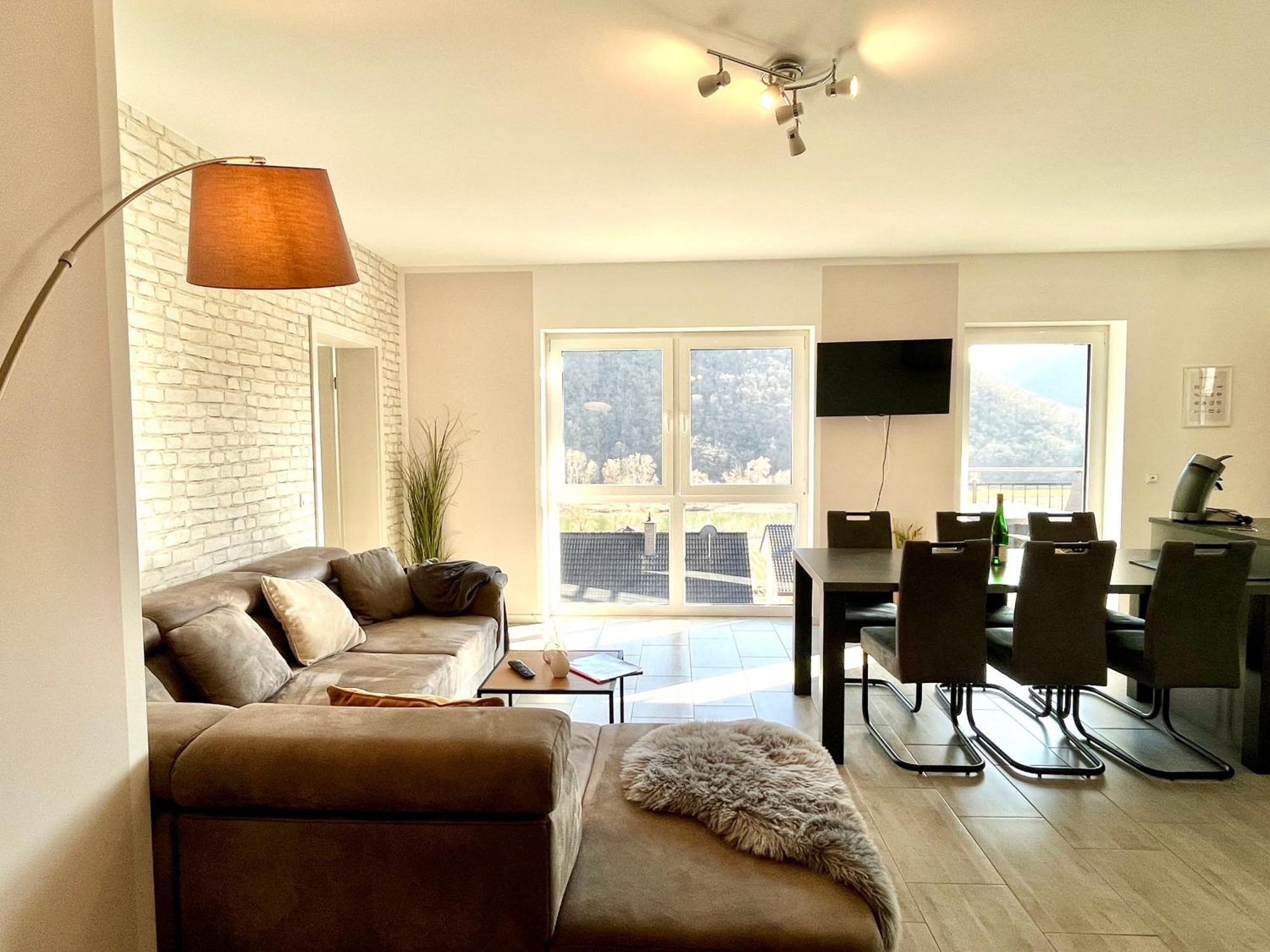 Ferienwohnung Moseltraum, 1-6 Pers, Mit 3 Schlafzimmer Und Panoramabalkon Мюден Экстерьер фото