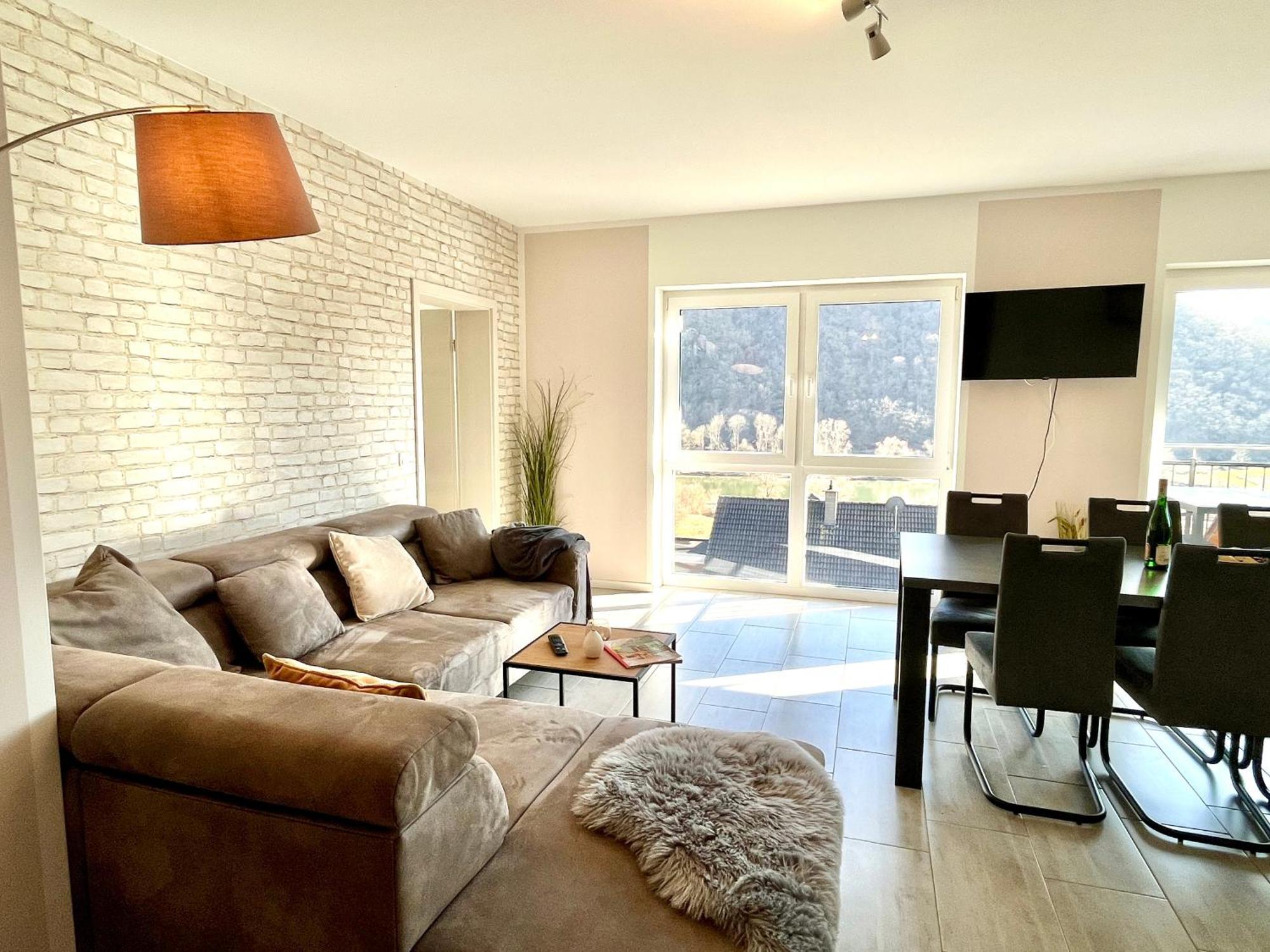 Ferienwohnung Moseltraum, 1-6 Pers, Mit 3 Schlafzimmer Und Panoramabalkon Мюден Экстерьер фото